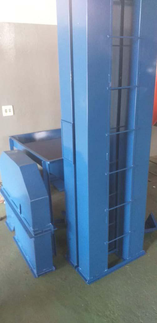 Elevador de Canecas